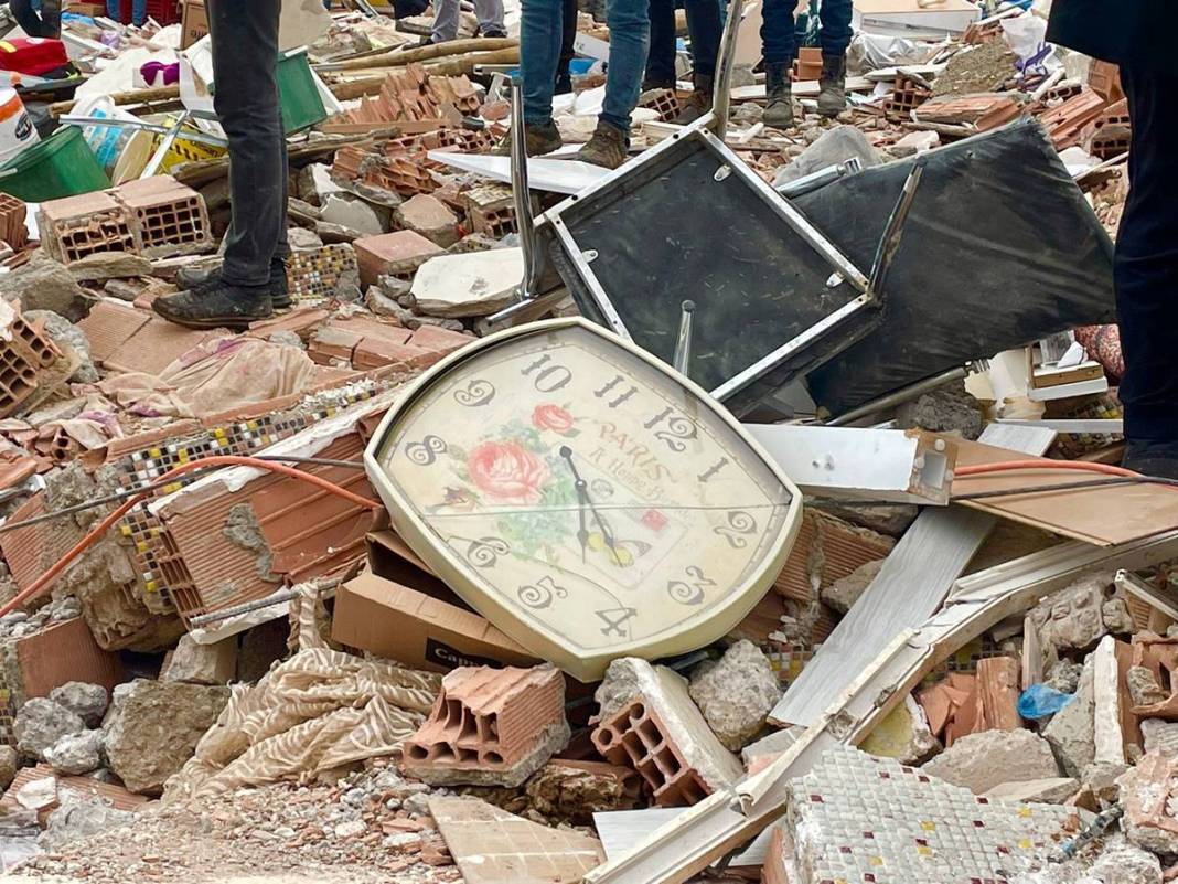 Depremzedelere kapılarını açmak yerine ev kiralarına yüzde 100 zam yaptılar! Devlet fırsatçılara çare bulmalı 9